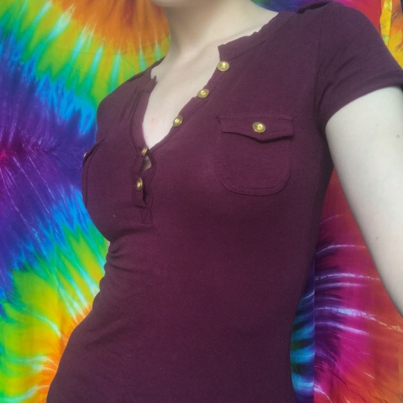 Levelup - Burgundy Short Sleeve T w/ Gold Buttons - Picture 2 of 3